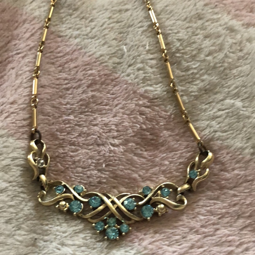 Vintage Elegant Gold and Blue Necklace